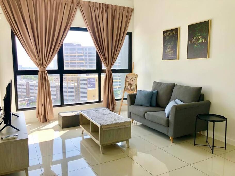Cozy Mayfair Homestay Puchong Buitenkant foto