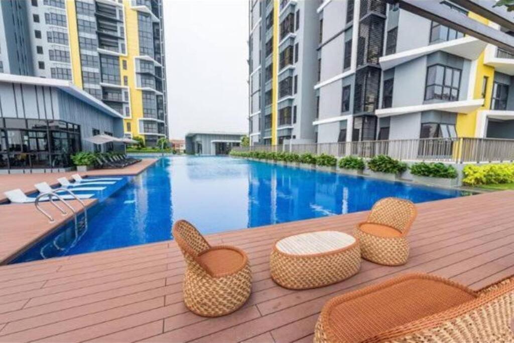 Cozy Mayfair Homestay Puchong Buitenkant foto