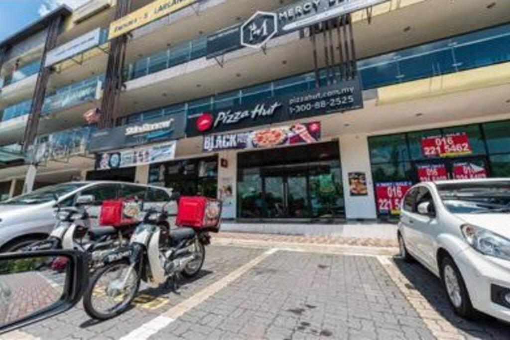 Cozy Mayfair Homestay Puchong Buitenkant foto