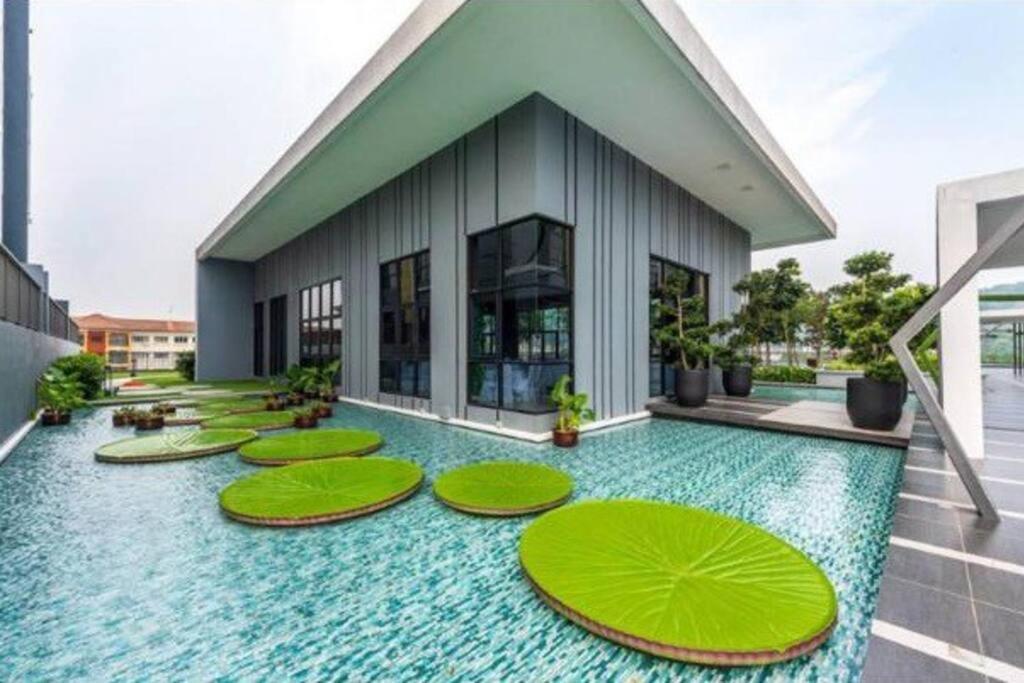 Cozy Mayfair Homestay Puchong Buitenkant foto